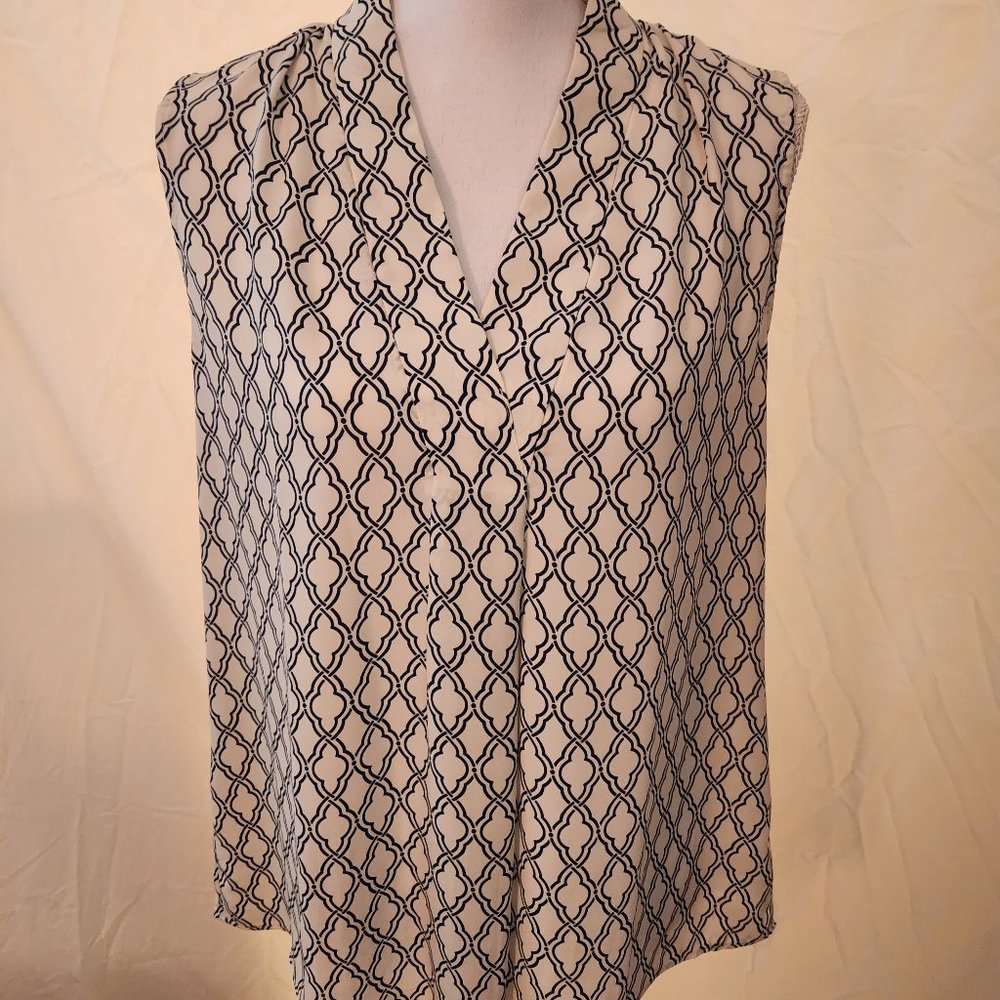 Talbots Navy & white geometric patterned pullover, size L